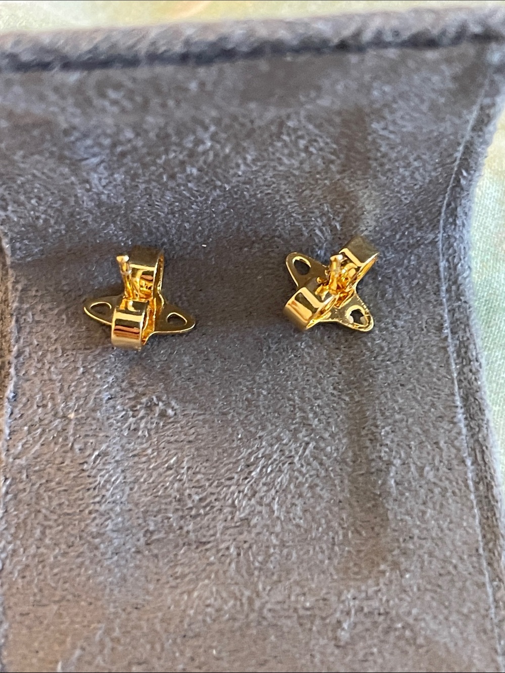 Gold-Trim malachite  Disc Logo Stud Earrings - Picture 2 of 3